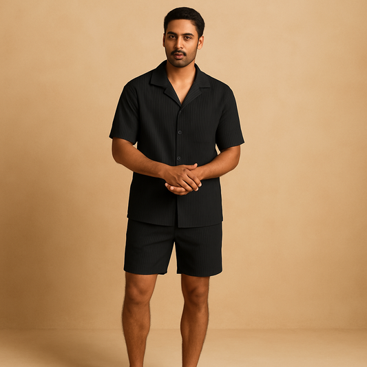 Tweedelige zomeroutfit voor heren met verfijnd design | Bram